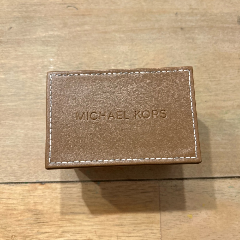 Michael Kors Silver Chronograph Watch. MK5096. Women’s oversized - Picture 7 of 11